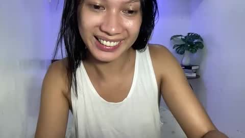 Snapshot of aphr0dite_x chatting on September 30, 12:10 pm Roman Goddess online show from September 30, 12:10 pm