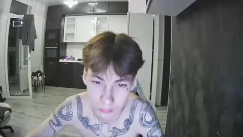 Snapshot of aplant_ chatting on October 3, 1:13 am aplant_ online show from October 3, 1:13 am