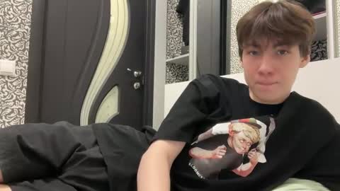 aplant_ online show from November 18, 5:06 pm