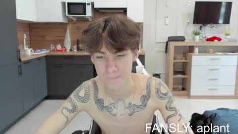 aplant_ online show from January 16, 12:20 pm