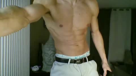 apollonfitx_69 online show from January 31, 2:26 am