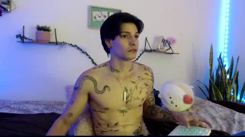 Snapshot of apolo01_ chatting on January 13, 3:26 pm Apolo online show from January 13, 3:26 pm