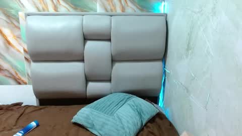 Snapshot of apolo01_ chatting on September 14, 6:07 pm Apolo online show from September 14, 6:07 pm