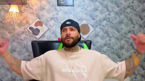 Apolo online show from March 4, 9:43 pm