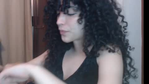 Snapshot of apolosbitch chatting on October 11, 4:12 am Nix online show from October 11, 4:12 am