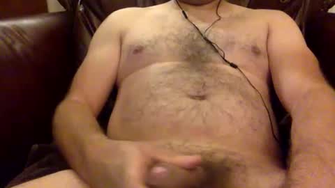 Snapshot of applesauce1584 chatting on January 16, 6:39 am Display Name online show from January 16, 6:39 am