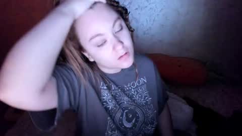 appleyummybuns online show from January 8, 4:04 am