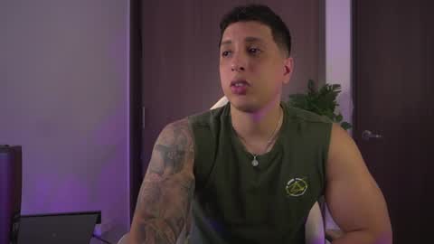 Snapshot of appolo_allen chatting on January 9, 10:09 pm insta appolo master online show from January 9, 10:09 pm