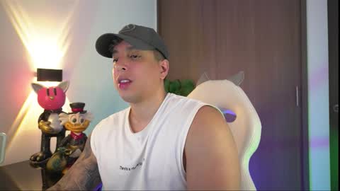 Snapshot of appolo_allen chatting on October 17, 5:10 am insta appolo master online show from October 17, 5:10 am