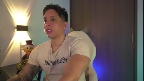 Snapshot of appolo_allen chatting on October 21, 9:26 pm insta appolo master online show from October 21, 9:26 pm