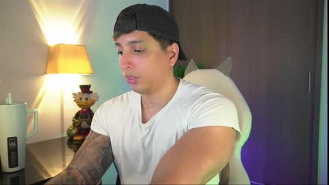 Snapshot of appolo_allen chatting on November 7, 3:50 am insta appolo master online show from November 7, 3:50 am