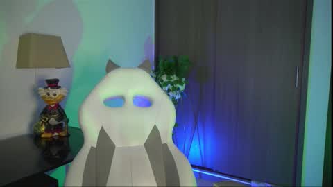 Snapshot of appolo_allen chatting on November 9, 12:20 am insta appolo master online show from November 9, 12:20 am