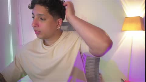 Snapshot of appolo_allen chatting on November 16, 9:42 pm insta appolo master online show from November 16, 9:42 pm