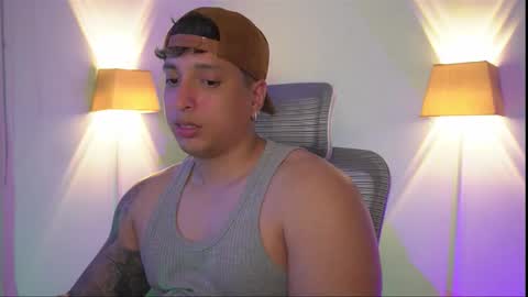 Snapshot of appolo_allen chatting on November 18, 3:45 am insta appolo master online show from November 18, 3:45 am