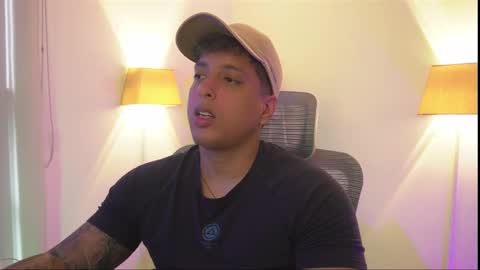 Snapshot of appolo_allen chatting on November 23, 9:14 pm insta appolo master online show from November 23, 9:14 pm