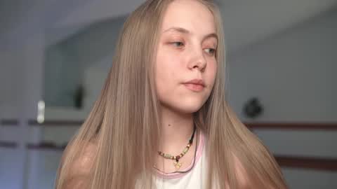  REYNA  my friend   online show from March 11, 3:02 pm