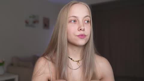  REYNA  my friend   online show from November 28, 4:53 pm