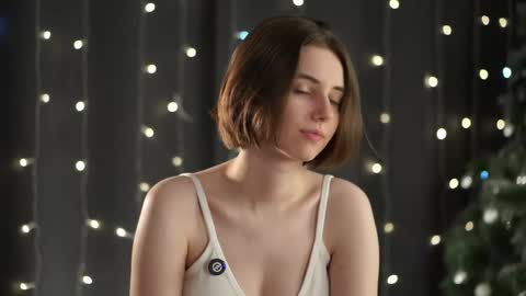 Meghan online show from January 18, 12:31 pm