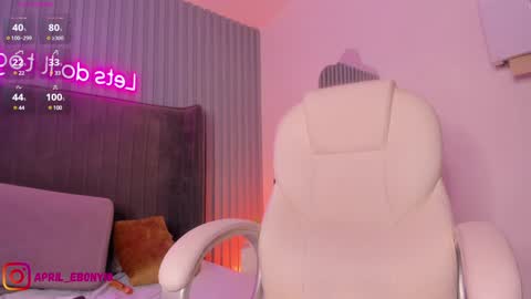 Snapshot of april_ebony18_ chatting on January 30, 4:34 pm April online show from January 30, 4:34 pm
