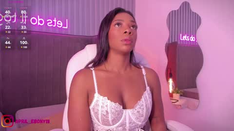 Snapshot of april_ebony18_ chatting on February 1, 10:37 am April online show from February 1, 10:37 am
