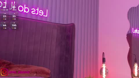 Snapshot of april_ebony18_ chatting on February 4, 4:39 pm April online show from February 4, 4:39 pm