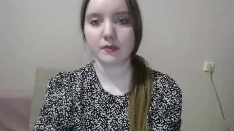 Josefin online show from January 12, 12:01 pm