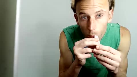 Aquilesmade online show from October 30, 1:29 am