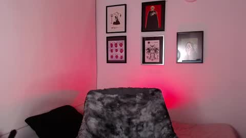 Snapshot of arabella_stone chatting on October 5, 1:04 am Arabella online show from October 5, 1:04 am