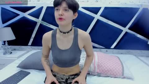 ArabellaBlue online show from September 26, 1:04 pm