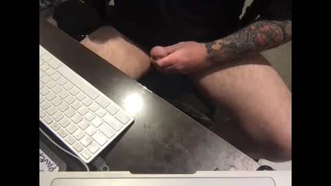 Snapshot of arcade76 chatting on November 17, 7:14 am arcade76 online show from November 17, 7:14 am