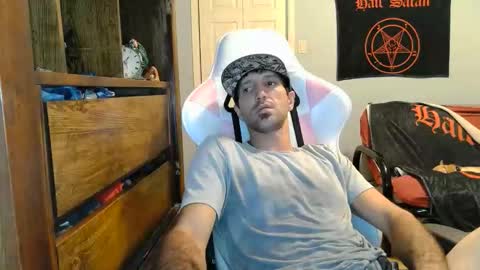 Snapshot of ardok1 chatting on October 26, 4:07 am ardok1 online show from October 26, 4:07 am