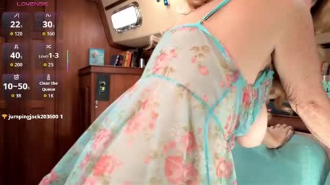 Snapshot of areolasky chatting on September 11, 6:08 pm Areola Sky online show from September 11, 6:08 pm