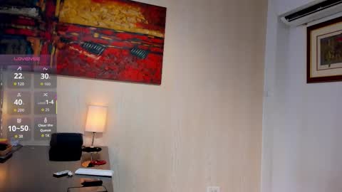 Snapshot of aress444 chatting on November 11, 12:21 am aress444 online show from November 11, 12:21 am