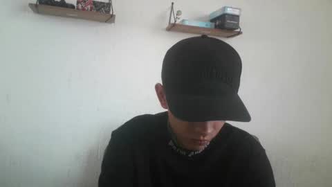 Snapshot of aress_1 chatting on December 1, 2:22 pm Ares online show from December 1, 2:22 pm