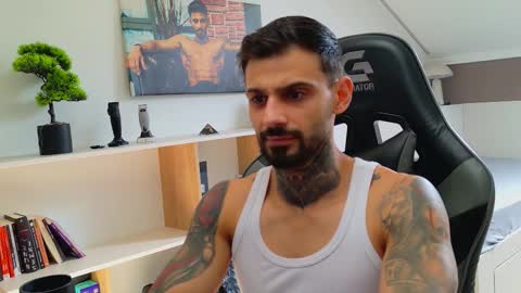 Snapshot of aressteel chatting on October 17, 11:35 am Ares Steel online show from October 17, 11:35 am