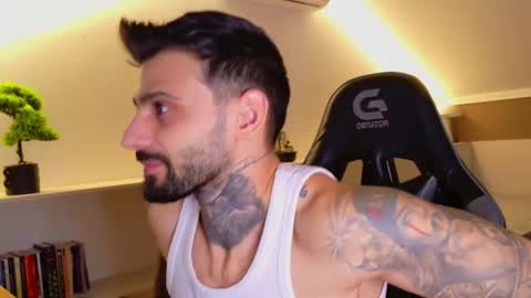 Snapshot of aressteel chatting on October 21, 7:03 pm Ares Steel online show from October 21, 7:03 pm