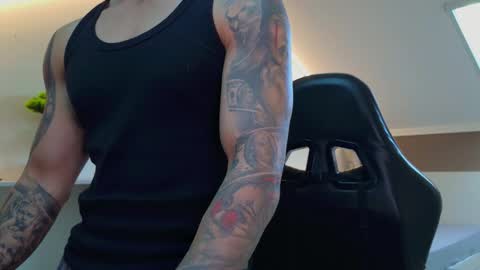 Snapshot of aressteel chatting on October 28, 2:20 pm Ares Steel online show from October 28, 2:20 pm