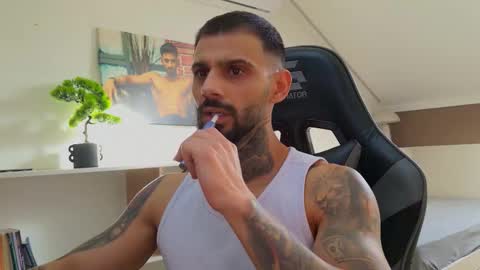 Snapshot of aressteel chatting on October 30, 1:01 pm Ares Steel online show from October 30, 1:01 pm