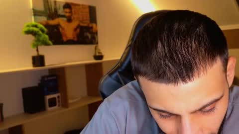 Snapshot of aressteel chatting on December 1, 6:24 pm Ares Steel online show from December 1, 6:24 pm