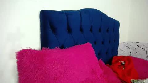 Snapshot of ari_coohachelaa chatting on November 17, 8:58 pm ARIANNA online show from November 17, 8:58 pm