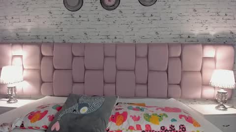 Snapshot of ari_sunshine chatting on January 29, 10:01 pm Ari online show from January 29, 10:01 pm