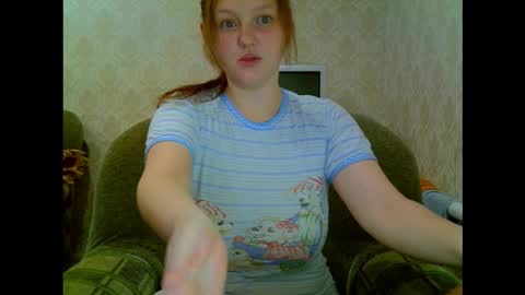 Snapshot of aria__dark chatting on November 16, 9:42 pm Aria online show from November 16, 9:42 pm