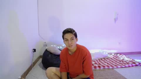 aria_arthur online show from March 4, 8:46 am