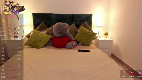 aria_blisss online show from February 3, 12:47 pm