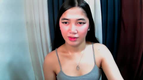 Snapshot of aria_fucks chatting on November 26, 5:19 am ARIA online show from November 26, 5:19 am