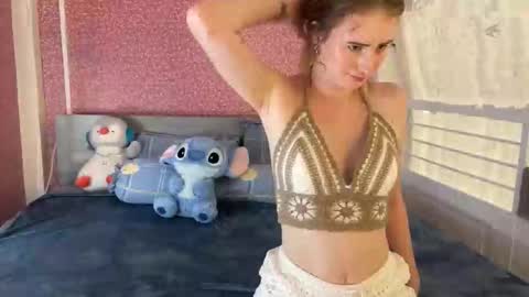 Snapshot of aria_star8 chatting on March 2, 7:15 am Aria online show from March 2, 7:15 am