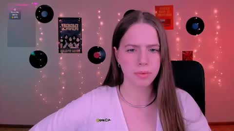 aria_wild_ online show from March 31, 8:48 am