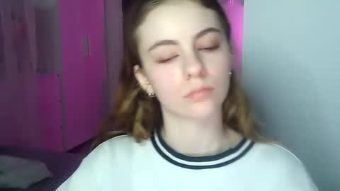 Snapshot of ariacreazy chatting on December 10, 9:22 pm AriaCreazy online show from December 10, 9:22 pm