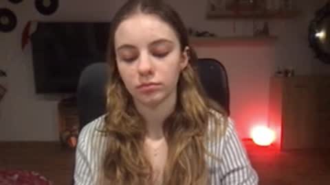 Snapshot of ariacreazy chatting on December 30, 9:19 pm AriaCreazy online show from December 30, 9:19 pm