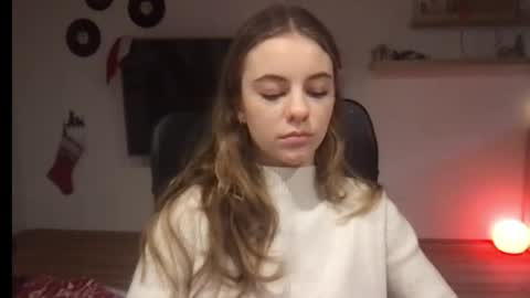 Snapshot of ariacreazy chatting on December 31, 10:37 am AriaCreazy online show from December 31, 10:37 am